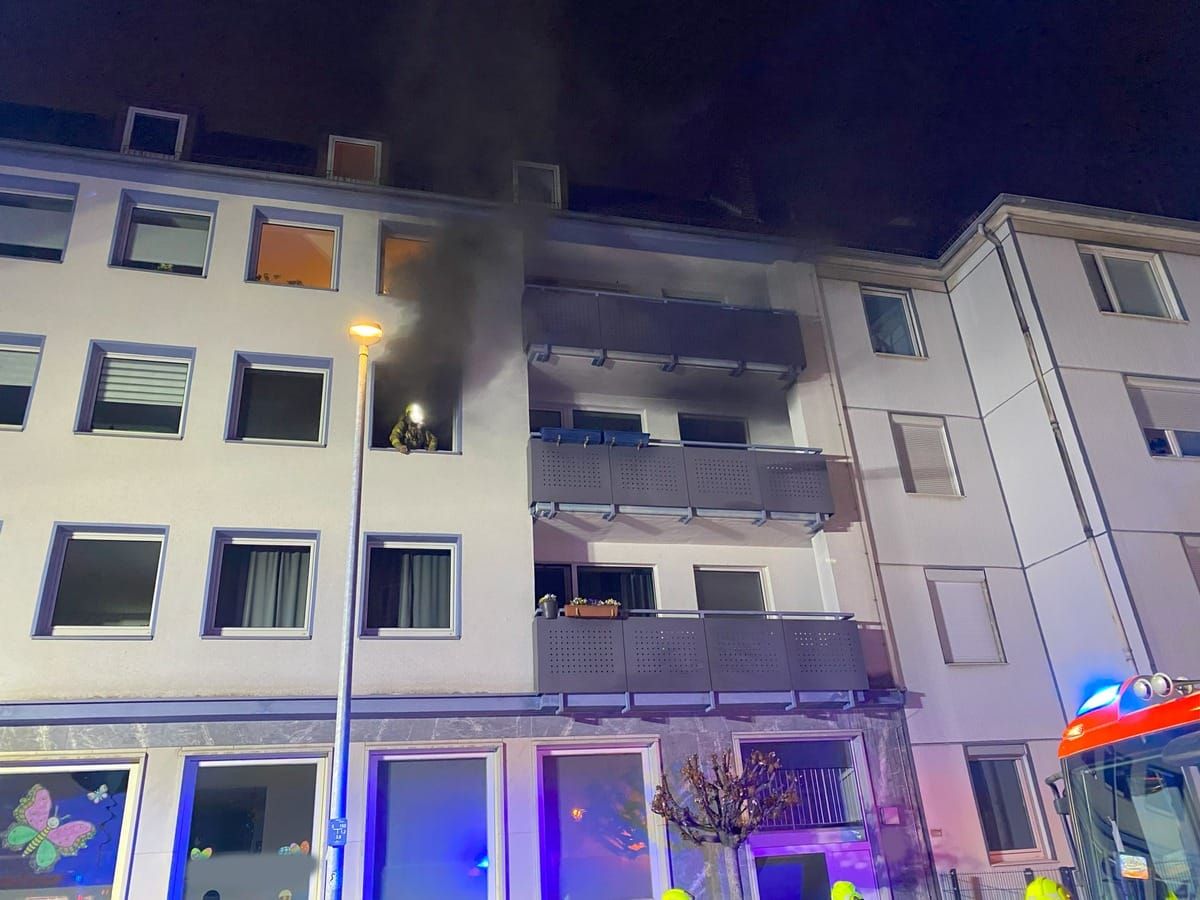 Wohnungsbrand in der Südstadt — Bewohner mit Rauchgasvergiftung