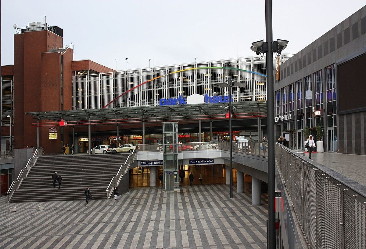 Sommerlounge auf dem Andreas-Hermes-Platz zum dritten Mal eröffnet