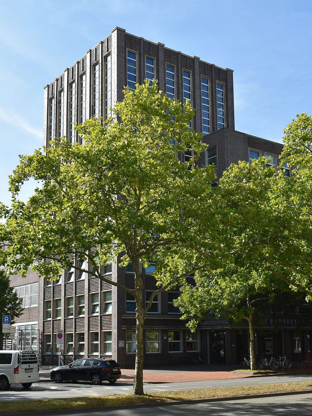„Hannover liest Hannah" — Lesereihe zu Arendts Werk startet in der Zentralbibliothek