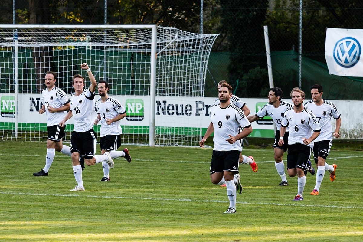 Hey, Samstag: Sieben Jahre Zweite Liga — jetzt zählt's