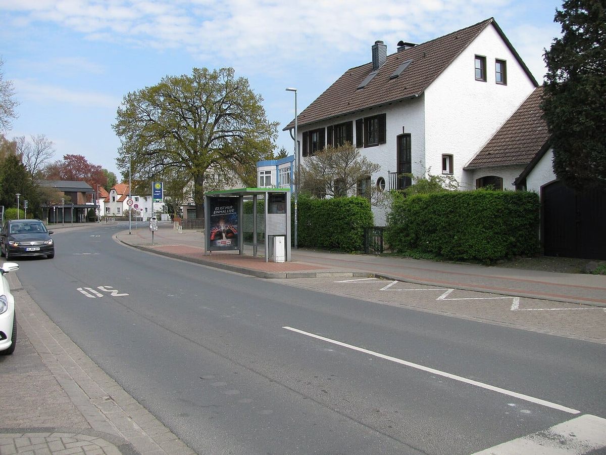 85-Jährige in Misburg von Stadtbahn erfasst und schwer verletzt