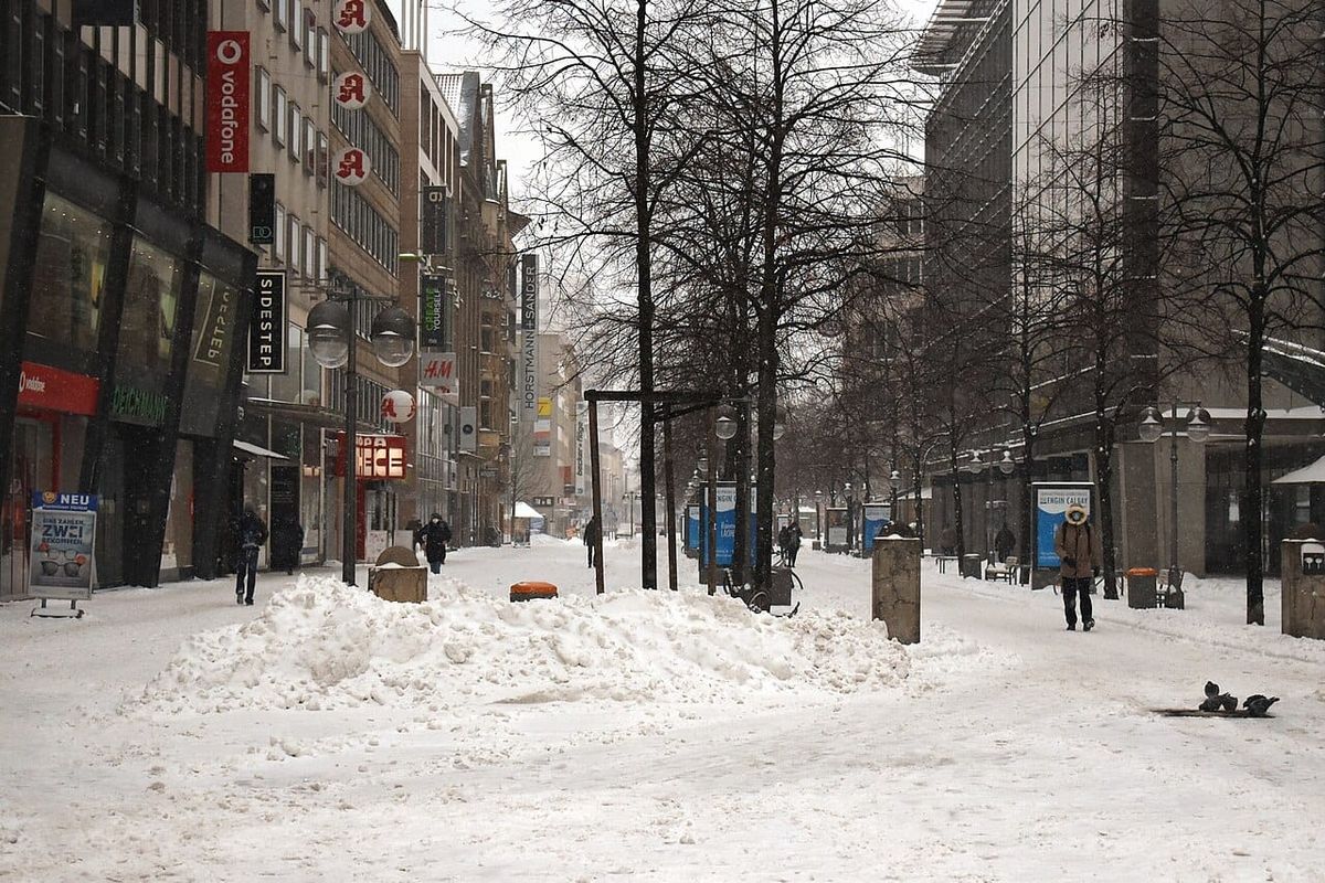 CDU will Busse und Fahrräder aus der Georgstraße verbannen