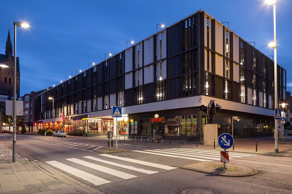 Dachgarten auf dem Parkhaus Schmiedestraße eröffnet
