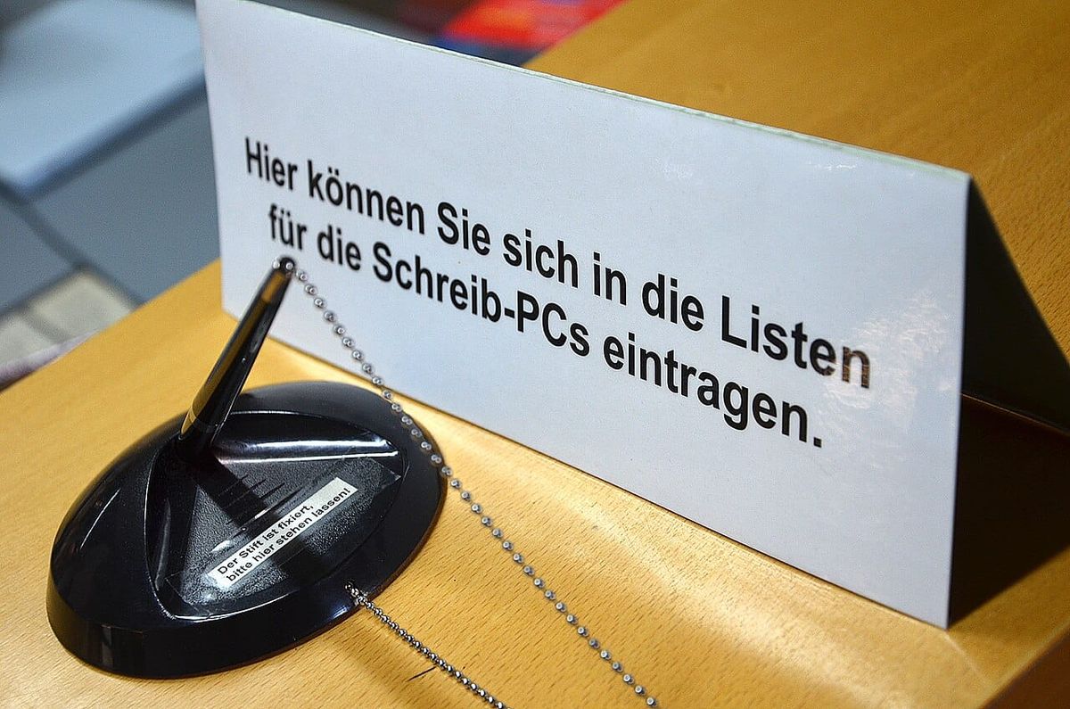 Stadtbibliothek im November ohne Ausleihe — Systemumstellung