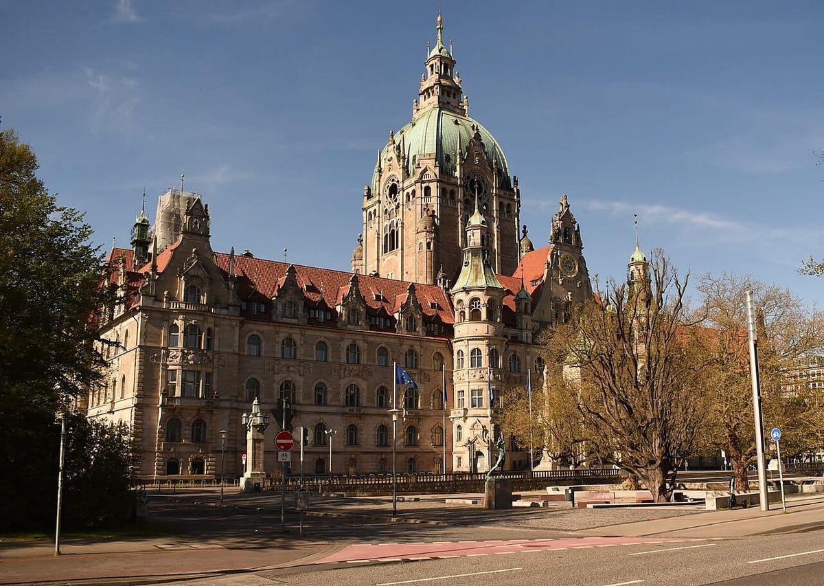 25 junge Hannoveraner:innen ziehen ins erste Jugendparlament ein
