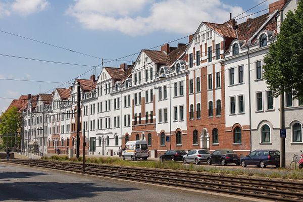 Rohrbruch auf der Podbi: Busse statt Bahnen auf den Linien 3, 7 und 13