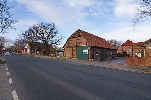 Roter Audi R8 Spyder in Isernhagen verschwunden