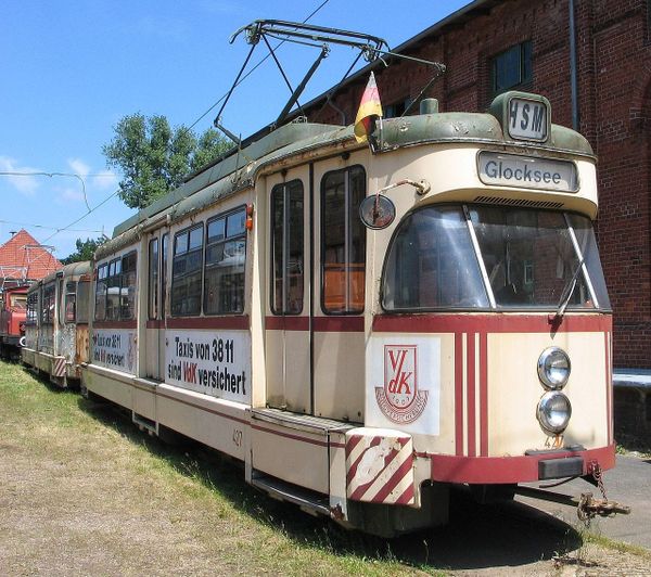 Historische Straßenbahn fährt am 3. Mai durch Hannover