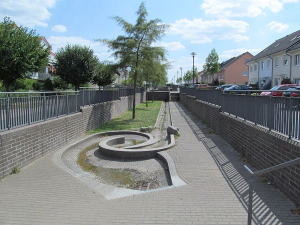Seelze: Pedelecfahrerin nach Kollision mit Lkw lebensgefährlich verletzt