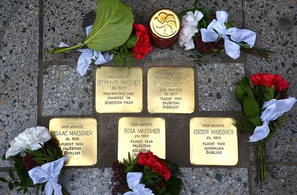 Elf neue Stolpersteine: Verlegung am 30. Juni an sieben Orten in Hannover