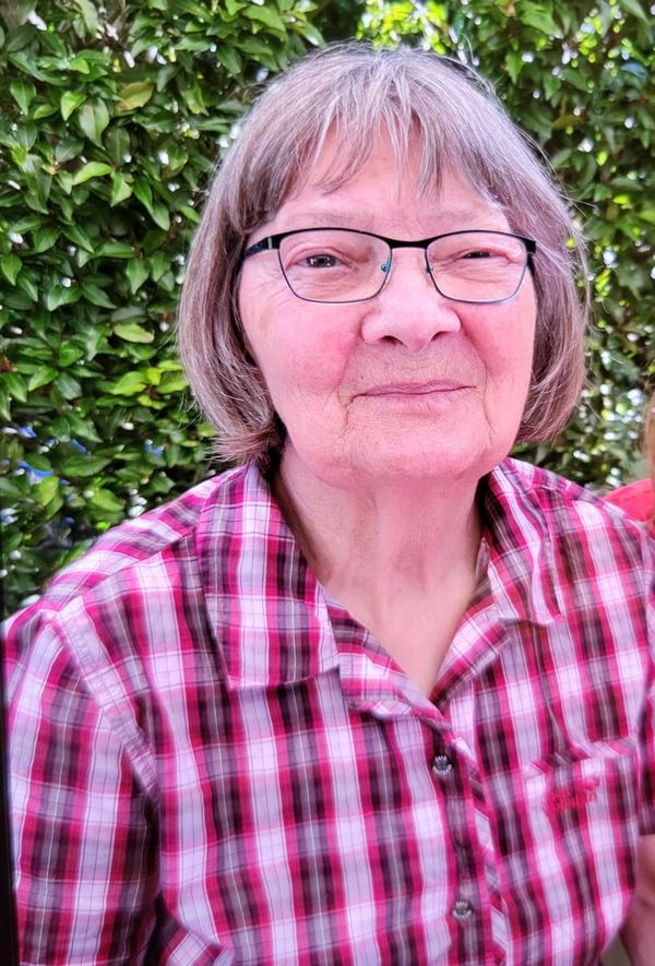 79-Jährige aus Seniorenresidenz in Godshorn vermisst — Polizei sucht mit Hubschrauber