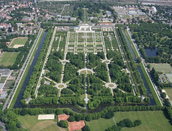 Kleines Fest im Großen Garten wird teurer — ermäßigter Eintritt bleibt