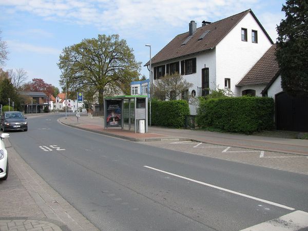 85-Jährige in Misburg von Stadtbahn erfasst und schwer verletzt