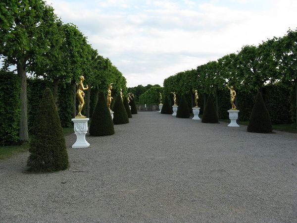 8.000 Besucher bei Sommernächten im Gartentheater Herrenhausen