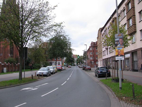 Wohnungsbrand in Linden-Süd: Mehrfamilienhaus unbewohnbar