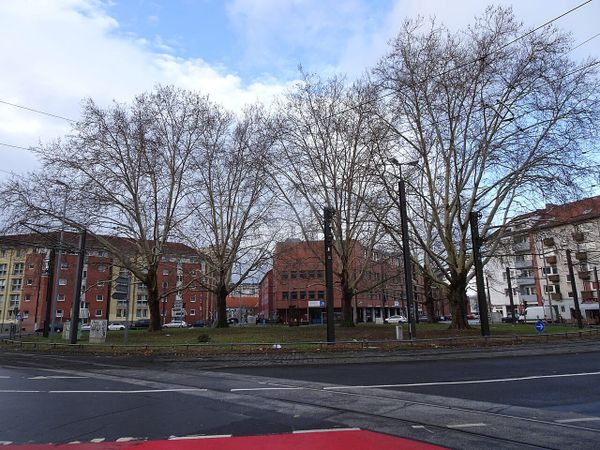 Poller gegen Falschparker am Goethekreisel
