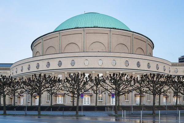 HCC eröffnet neue Veranstaltungsterrasse vor den Oberen Festsälen