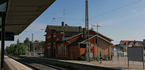Polizei stoppt Pkw-Angriff in Neustadt am Rübenberge mit Schusswaffe