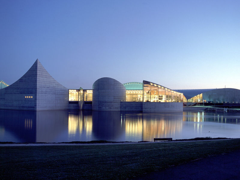 Exploration-Place-Photo