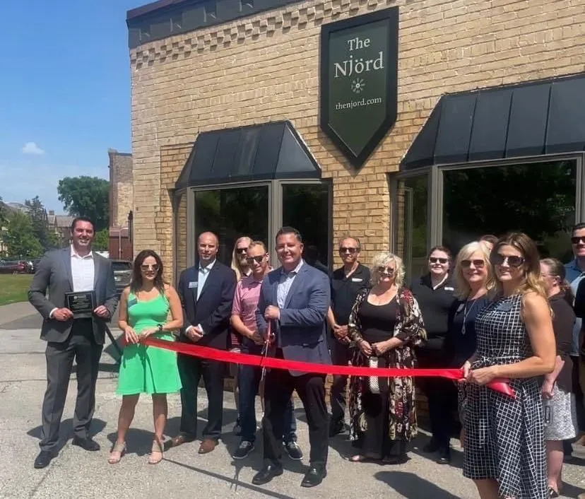 Duluth Area Chamber of Commerce Notebook