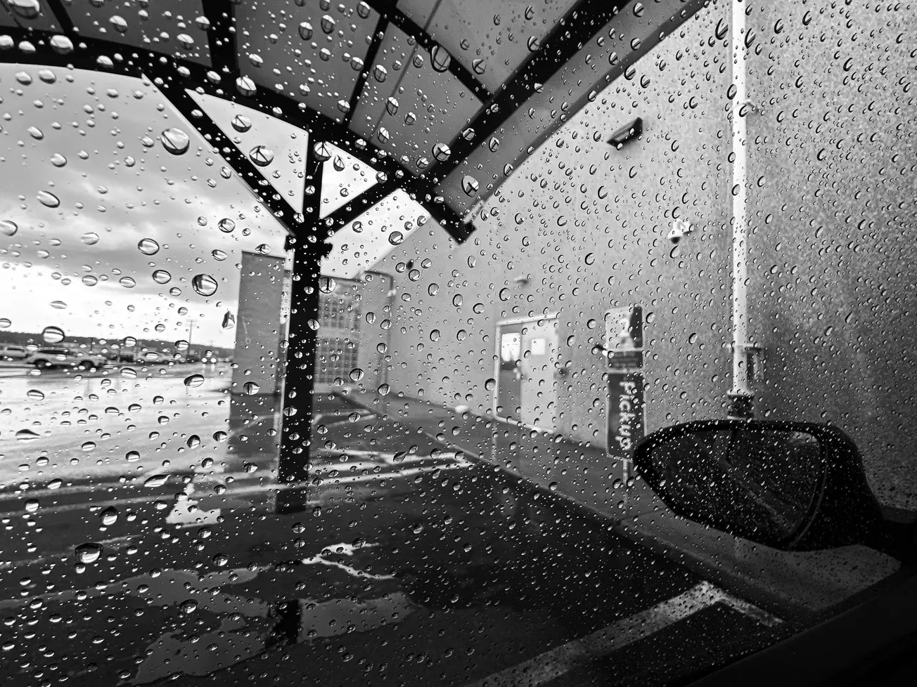 Photos: Car window raindrops, never before published archives