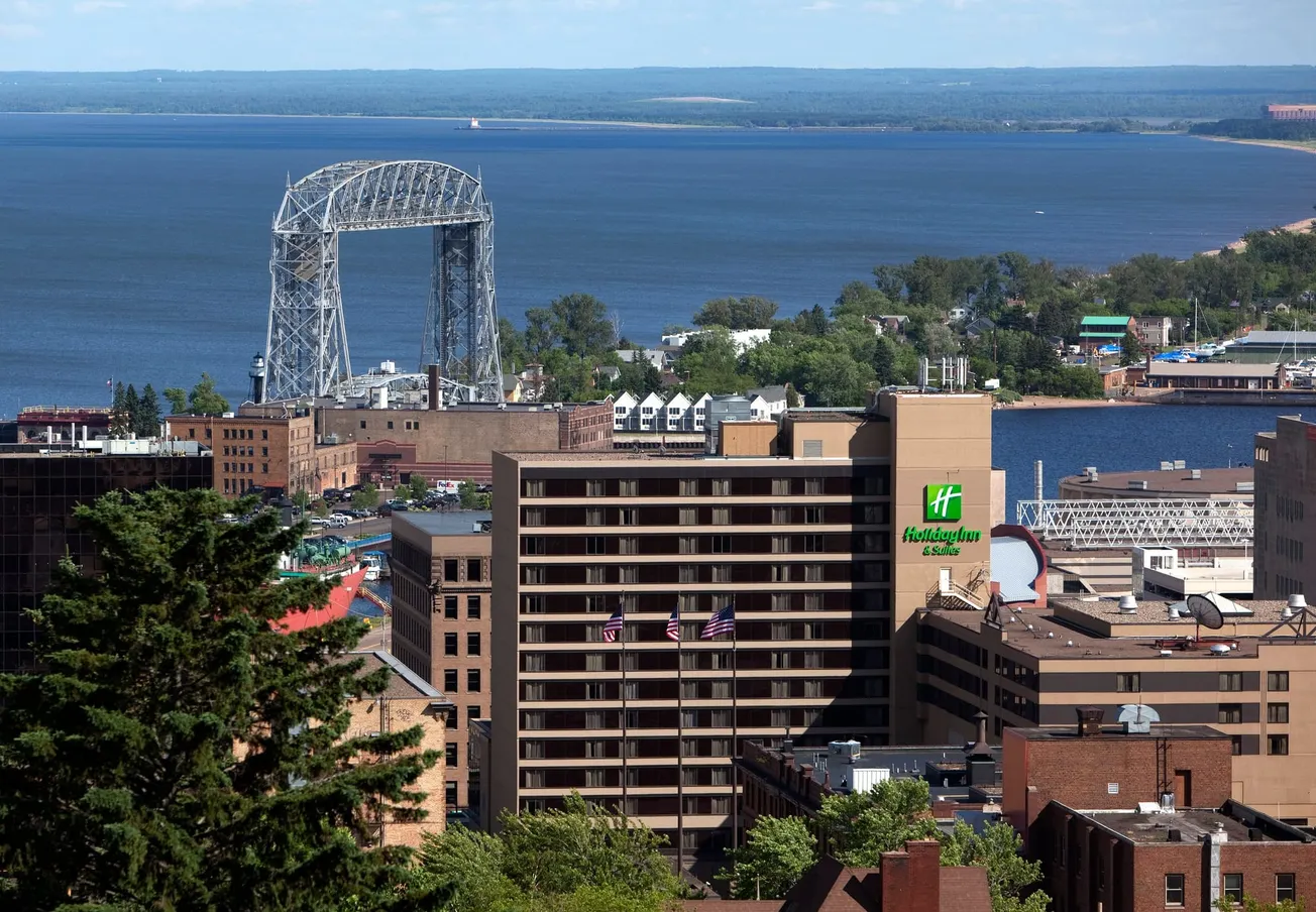 Ask the Locals: Holiday Inn & Suites Duluth-Downtown is our region’s premier place to stay and dine