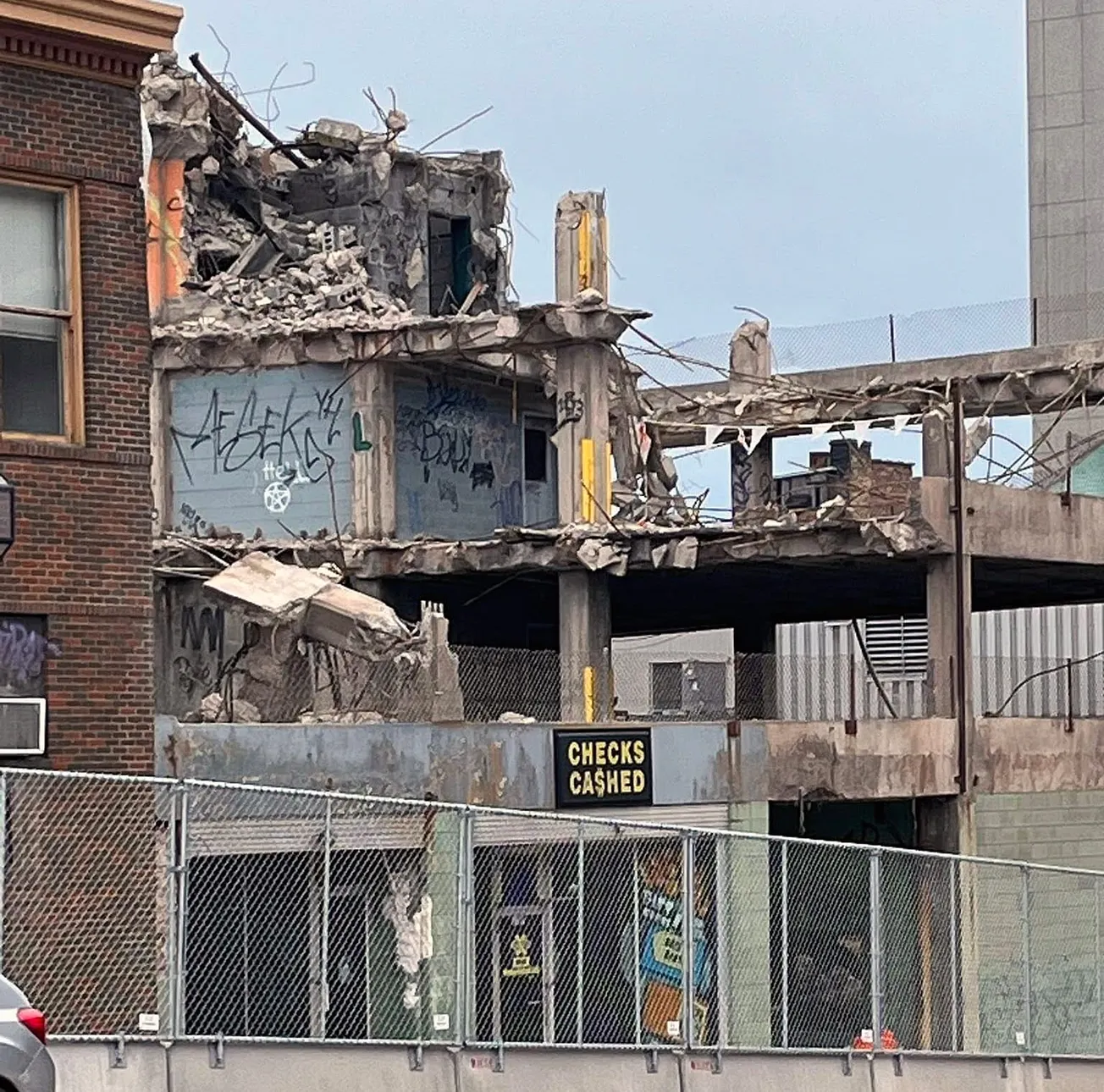 Howie: Downtown Duluth’s longtime concrete embarrassment finally meets its fate