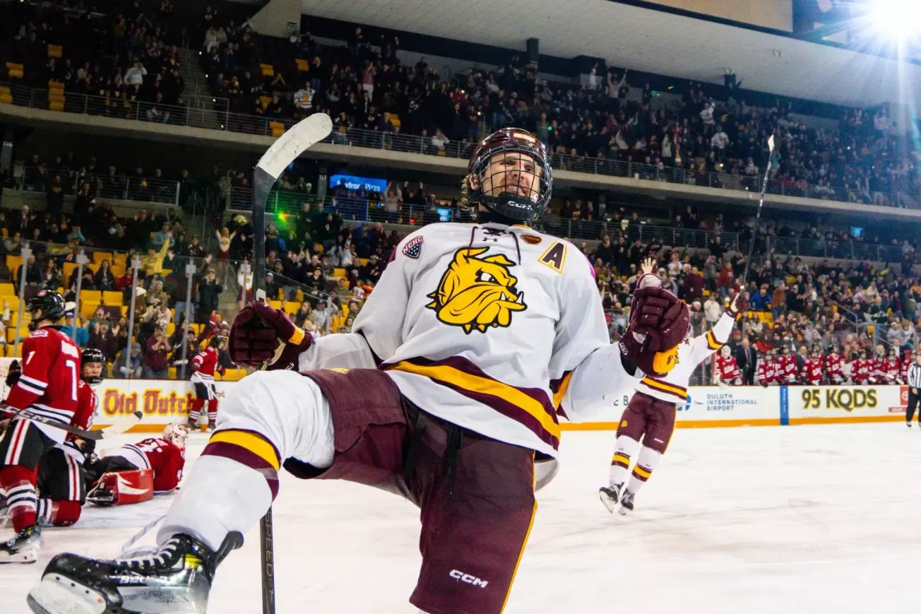 Howie: Hermantown's Pierce a steady veteran presence for young Bulldogs