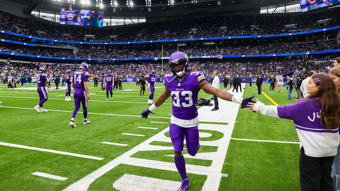 Sports Notebook, Friday