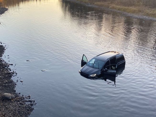 Driver injured after medical incident sends vehicle into Cloquet River