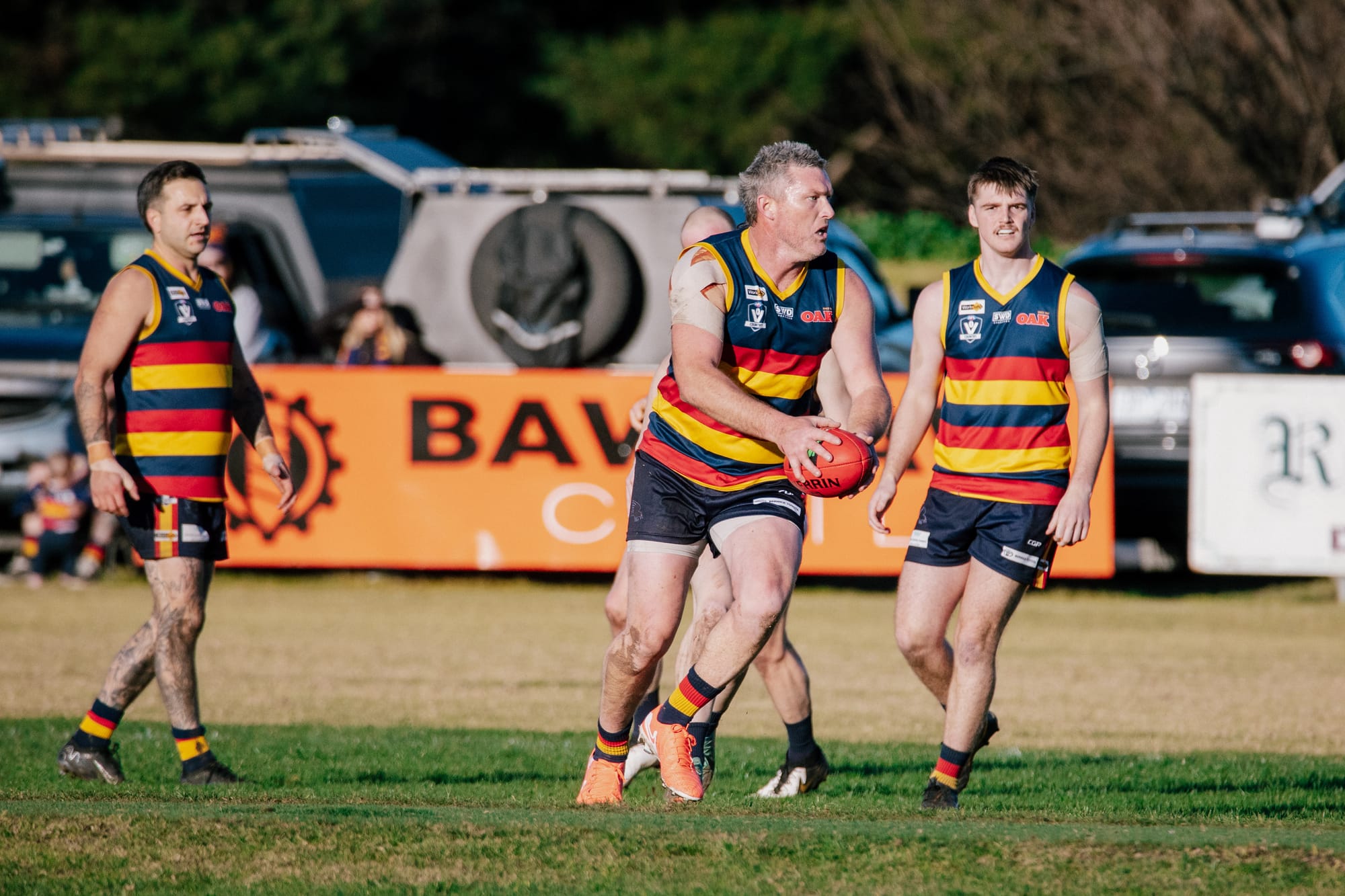 Second versus third clash headlines round 14