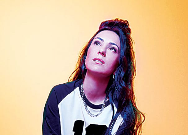 Songs and stories with Amy Shark