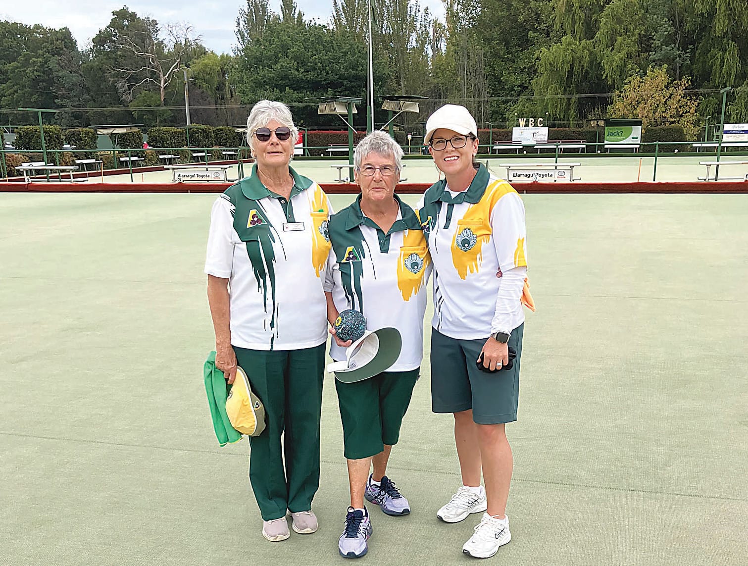 Warragul concludes bowls season
