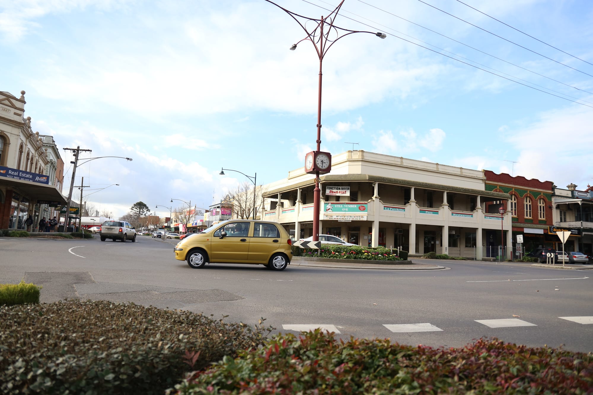 Search for excellent Warragul small businesses