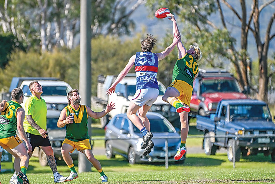 Hill End close in on first victory