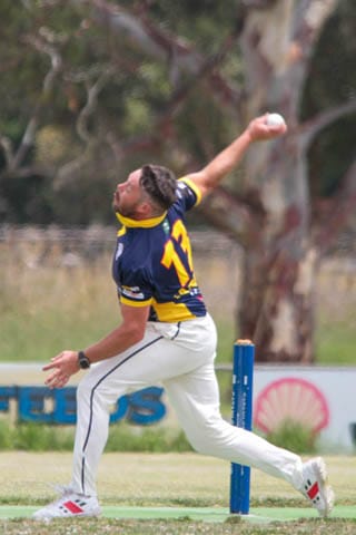 Cricket Seniors Div 3 - Catani Vs. Longwarry - 21.12.2024