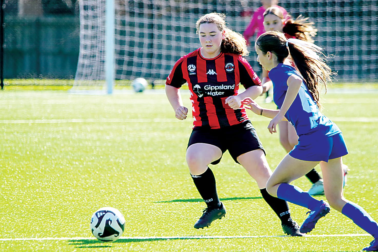 United juniors dominate