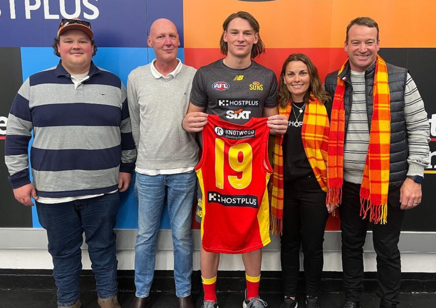 Humphrey debuts for Suns