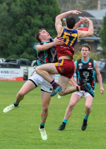 Football Seniors - Dusties Vs. Cora Lynn - 12.08.2023