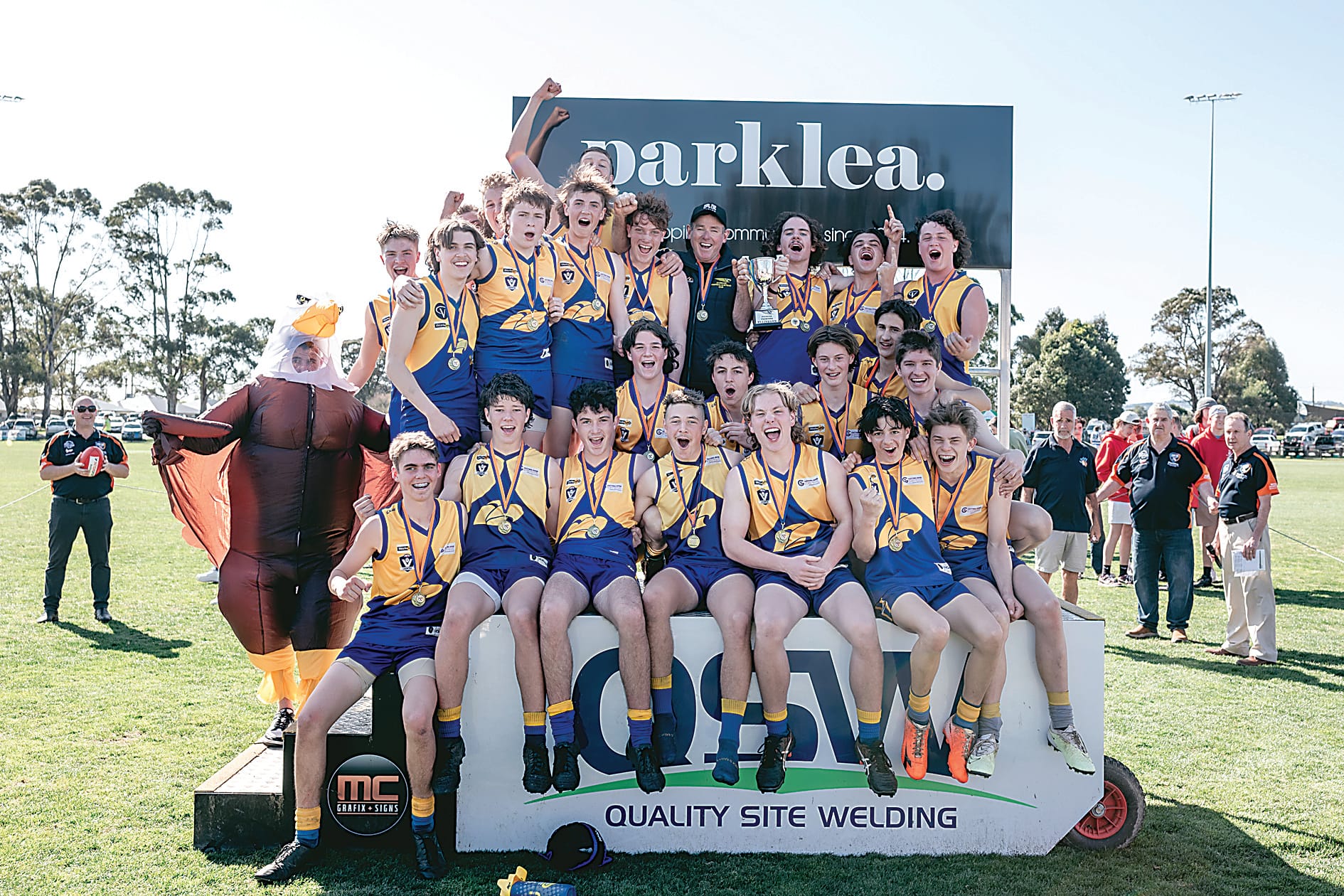 Ellinbank claims cup