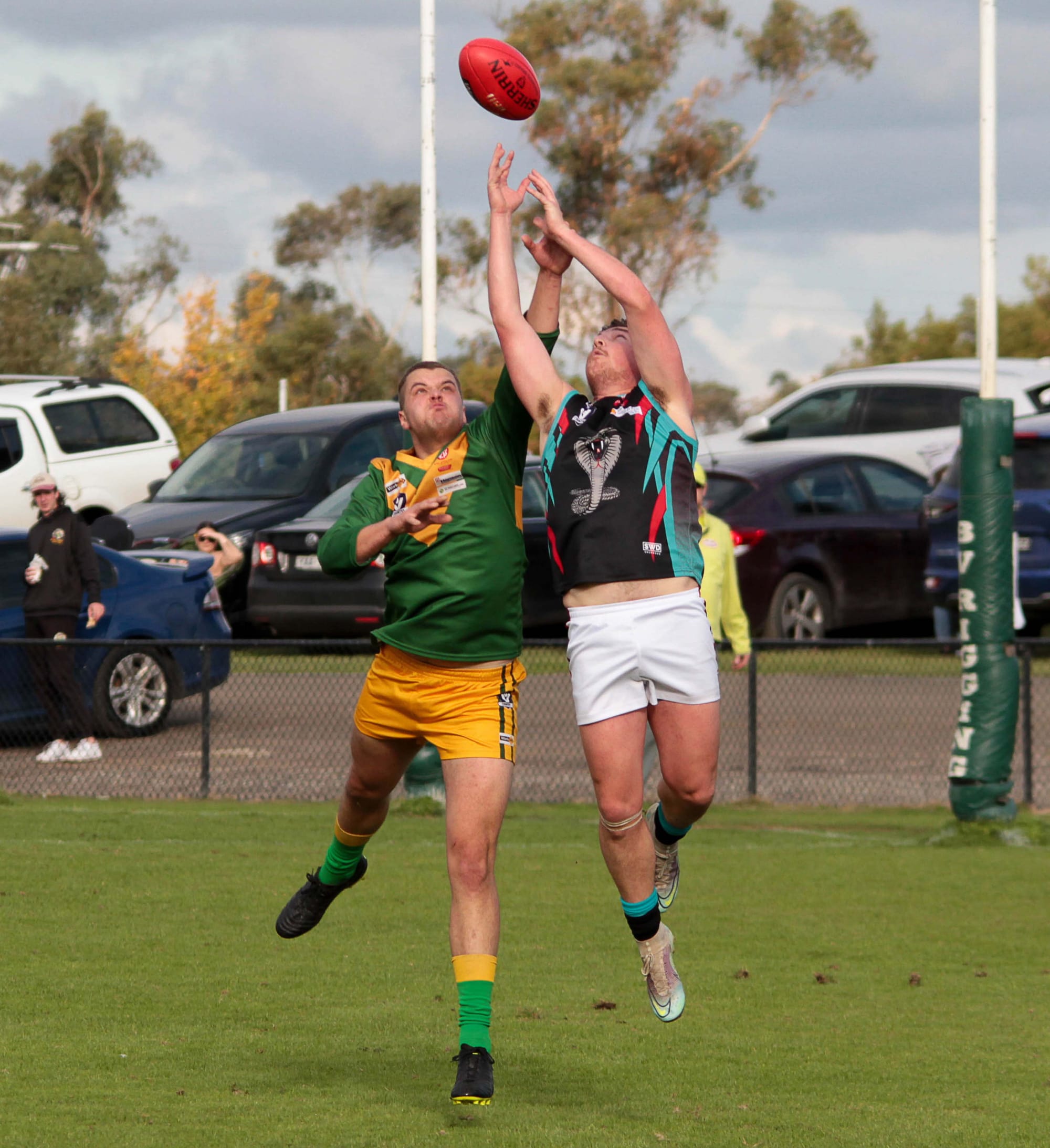 Football Seniors Garfield Vs. Cora Lynn - 28.05.2022