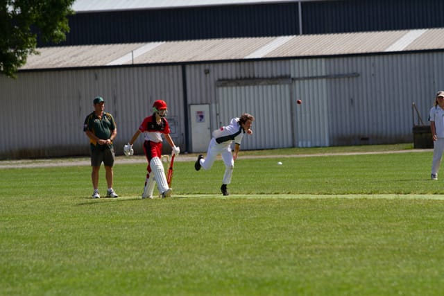 Cricket  (U16's) Warragul Vs. Garfield Tynong - 18.12.2021