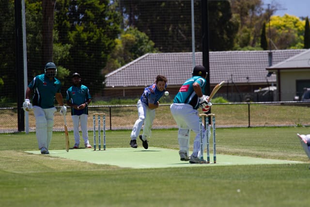 Cricket Div 3 Yarragon Vs. Western Park- 18.12.2021