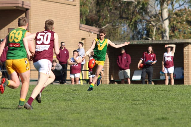 Football MGFL Reserves Hill End Vs. Stony Creek - 03.07.2021