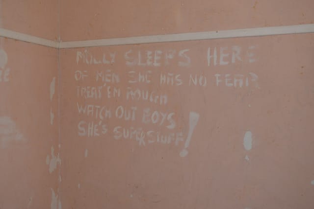 House with old messages 