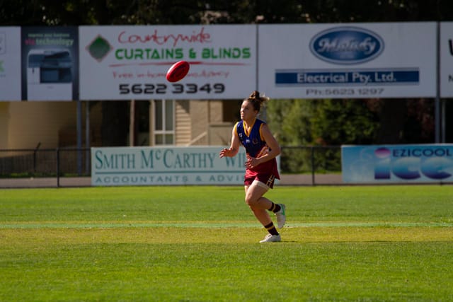 Football Womens Dusties Vs. Red Hill - 02.05.2021 