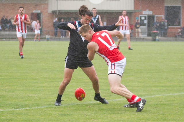 Football EDFL Yarragon v Trafalgar Seniors - 10042021 