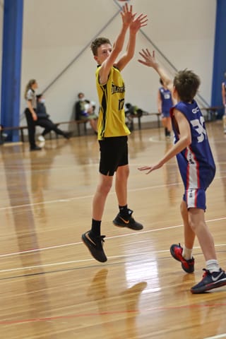 Basketball - 03.08.2021 