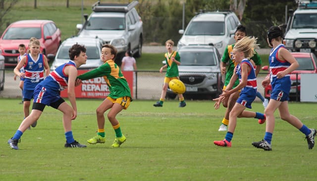Football Juniors, U12S, Garfield Vs. Bunyip - 24.04.21 
