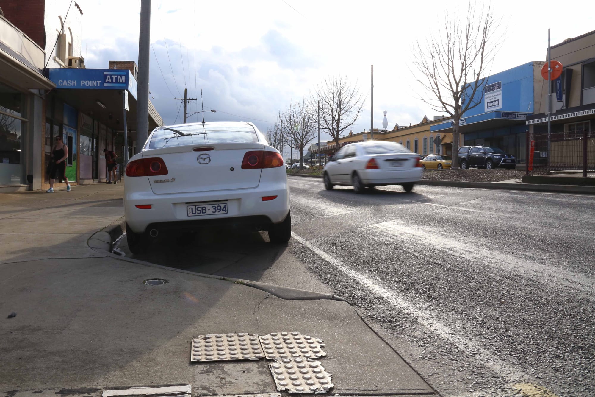 Call for pedestrian crossing in Warragul